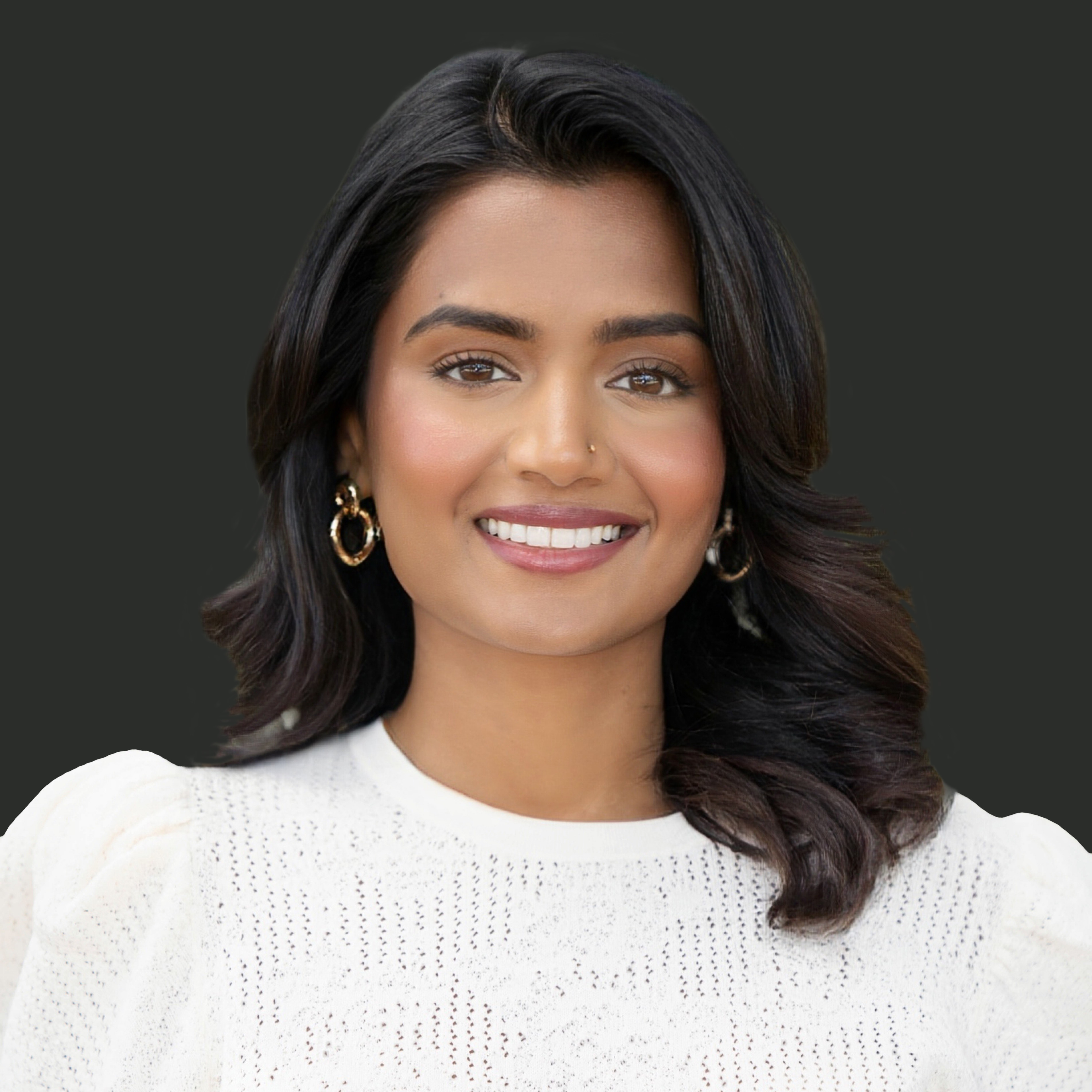 Lavanya Headshot
